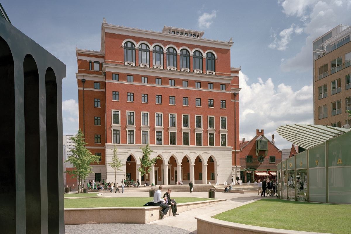 Rent office Birmingham Brindleyplace near New Street Station Landmark