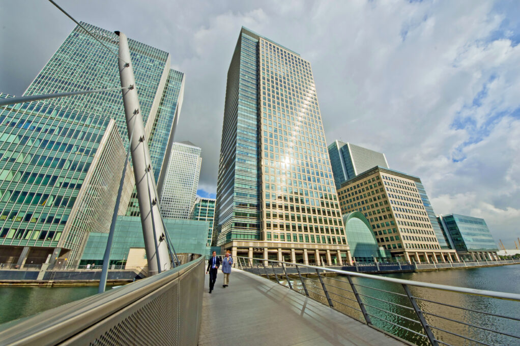 skyscraper-view-canary-wharf-office-space